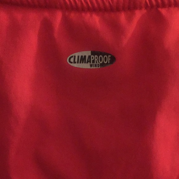 Wisconsin Badgers Windbreaker (Red) - Picture 5 of 5